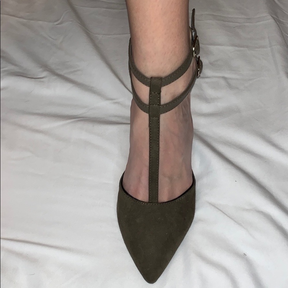 Dark green heels size 8